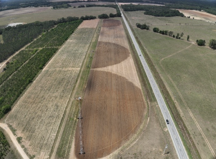 Aerial image of irrigated land fully covered and no missing areas due to poor pivot uniformity